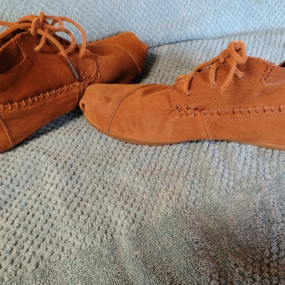 Toms shoes - Picture 1 of 5